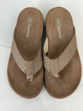 Spenco Yumi Flip Flop Women 6D Tan Leopard Print Orthotic Comfort Sandal